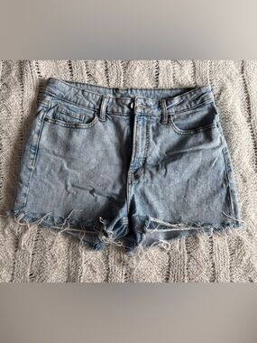 Women’s Light Blue cut off Denim high rise Shorts